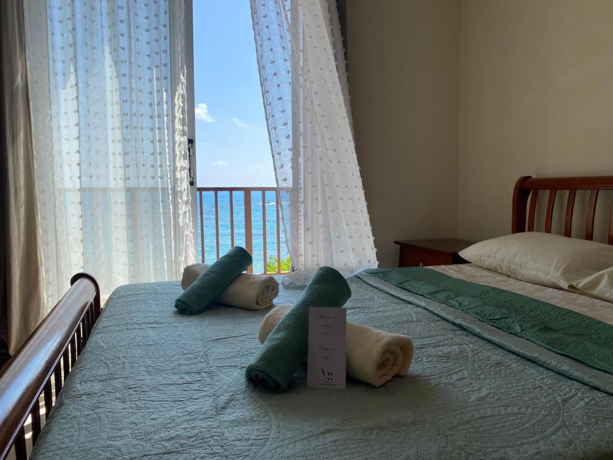 Amazing Front Line Villa In Coral Bay Peyia Buitenkant foto